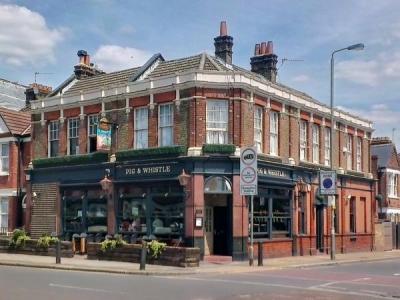 Pig & Whistle, SW18