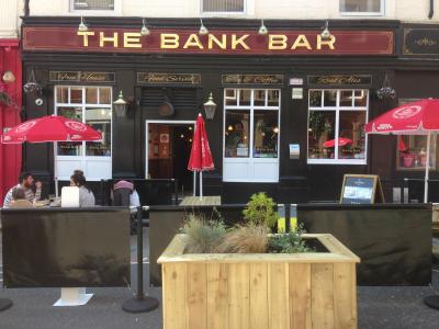 Bank Bar