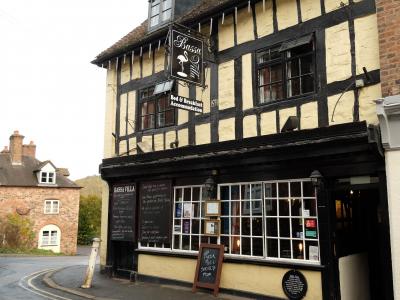Bassa Villa - Bridgnorth