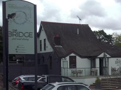 Bridge Inn - Sale Exterior