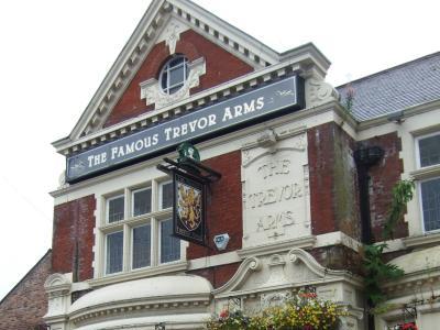 Famous Trevor Arms - Chorlton-Cum-Hardy