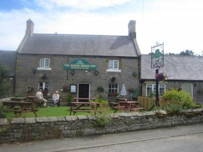 Horse Shoes Inn - Rennington