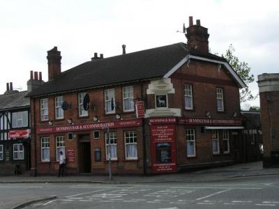 Dunnings Bar & Accomodation - Watford