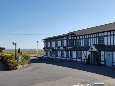 Boat House - Parkgate