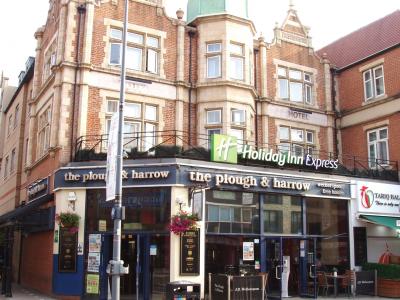 Plough & Harrow W6 Aug 2020