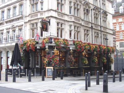 Red Lion SW1A-1 Oct 2017