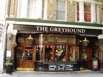 Greyhound W8-1 July 2018