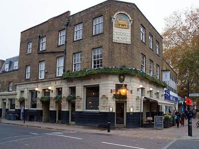 The Crown & Anchor in Chiswick