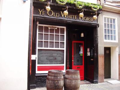 Old White Horse WC2-1 Oct 2017
