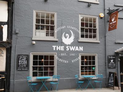 Swan - Worcester
