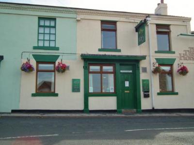 Three Horseshoes - Fairburn