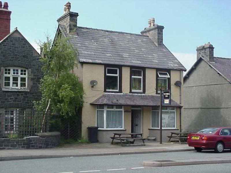 Victoria Inn, Llanfairfechan •