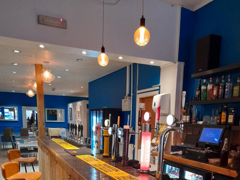 Bar Ruelle, Barnsley