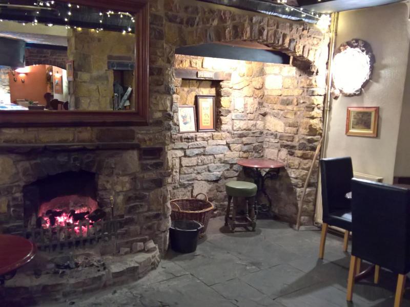 Ring o'Bells, Priston •