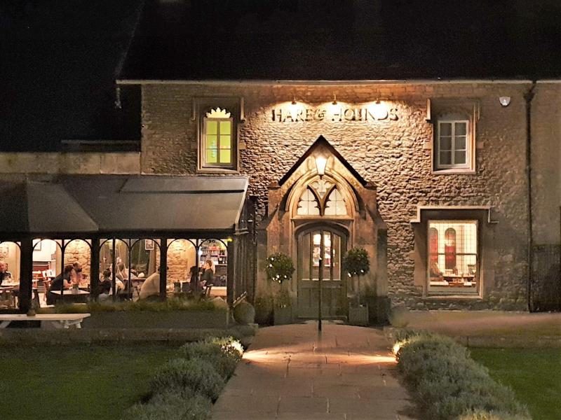 Hare & Hounds, Bath •