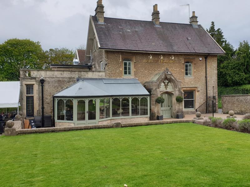 Hare & Hounds, Bath •