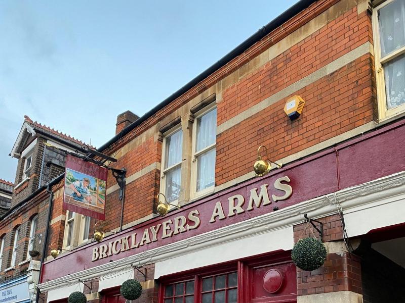 Bricklayers Arms, Luton