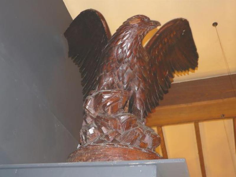 Spread Eagle, RollestononDove •