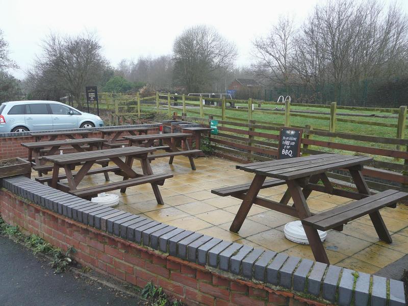 Barton Turns, BartonunderNeedwood •