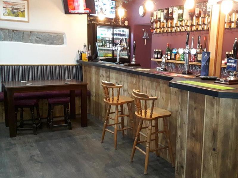 White Swan Inn, Llanon •