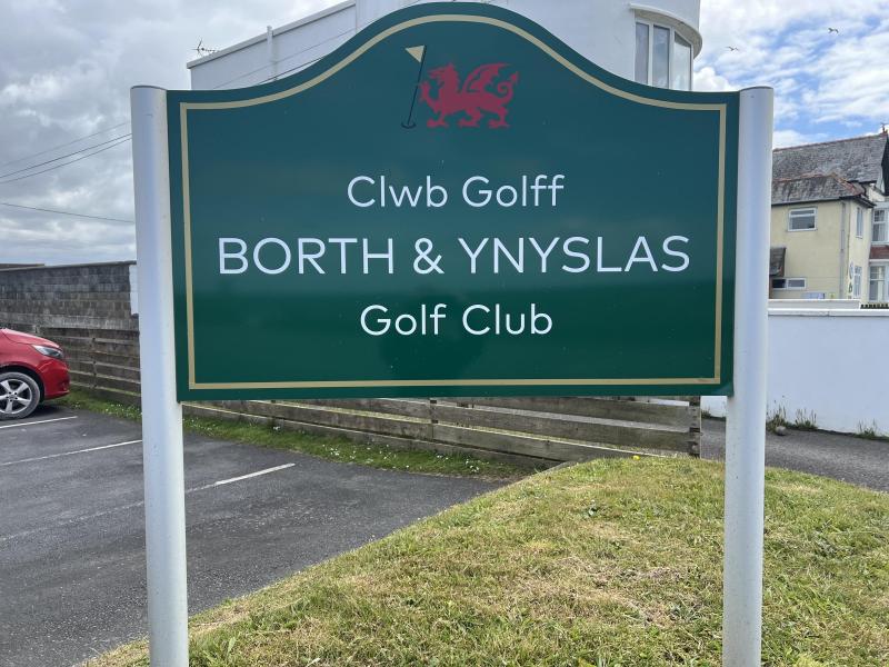 Borth & Ynyslas Golf Club, Bow Street