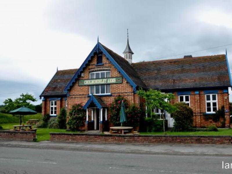 Cholmondeley Arms, Cholmondeley