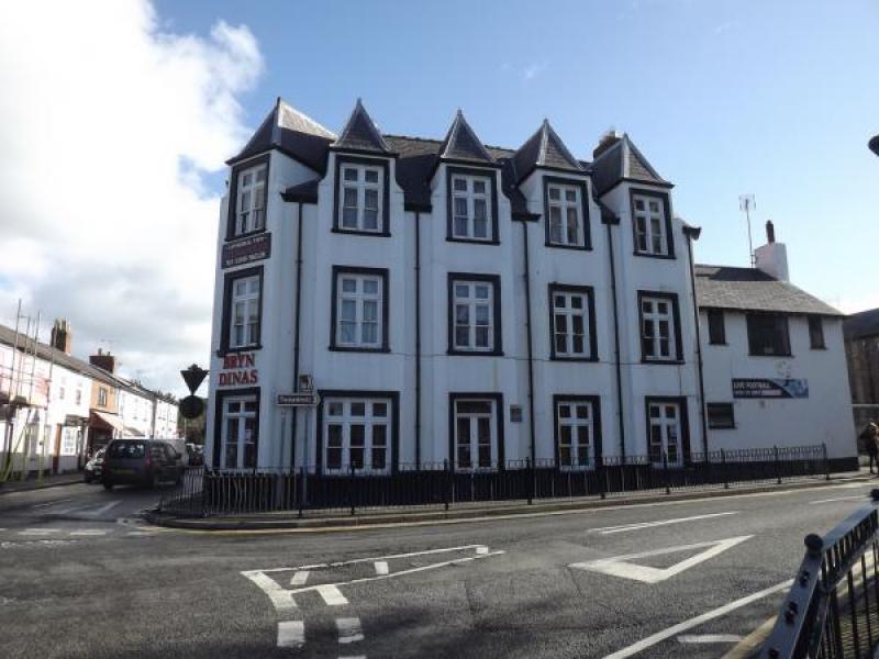 Bryn Dinas Hotel, St Asaph •