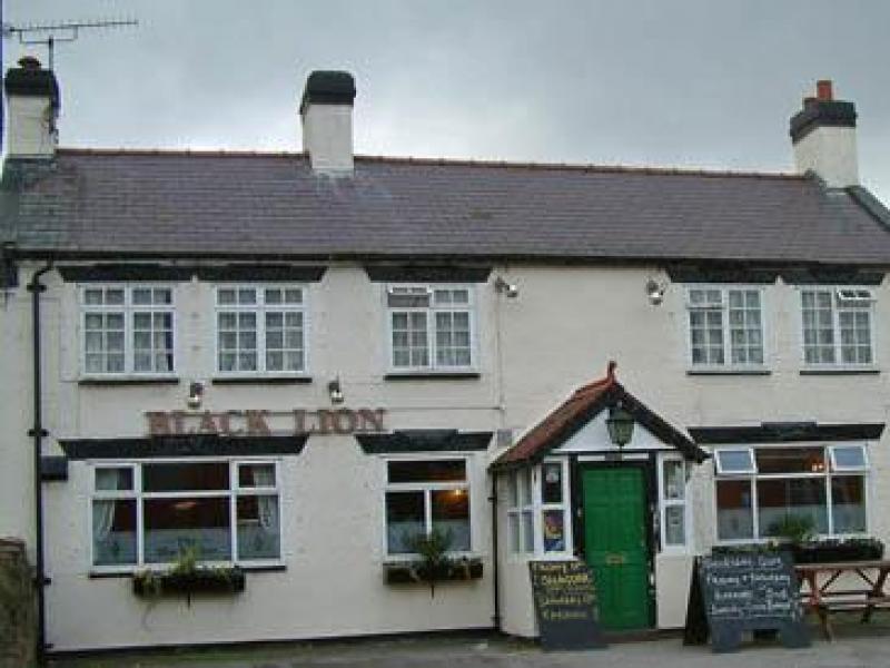 Black Lion, Rhosllanerchrugog