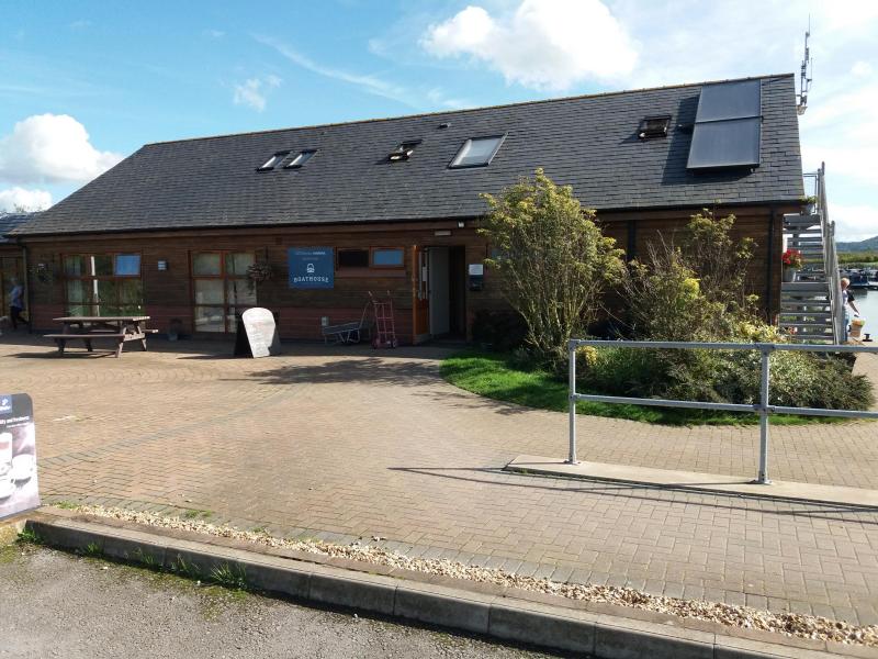 Boathouse, Tattenhall