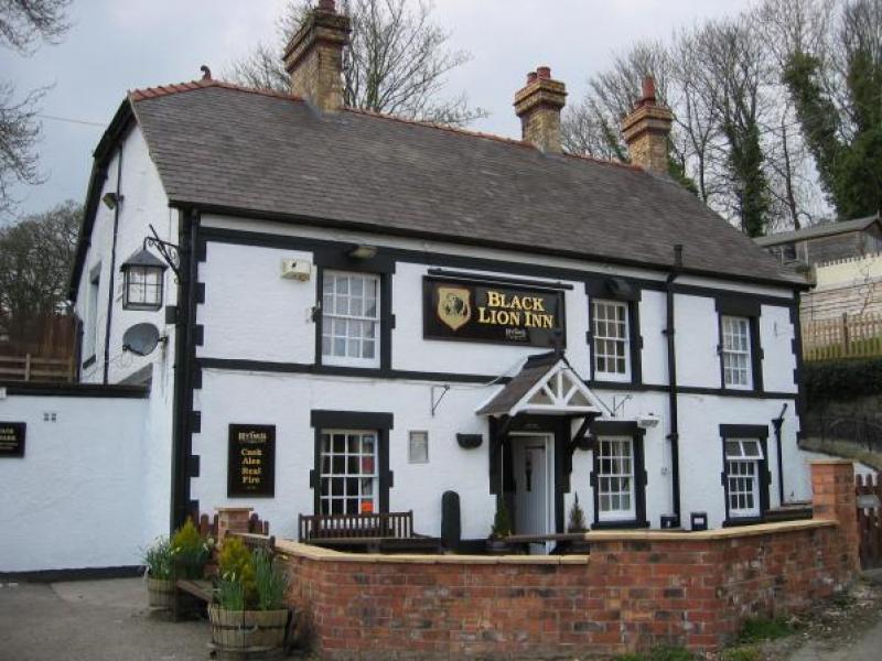Black Lion, Bersham