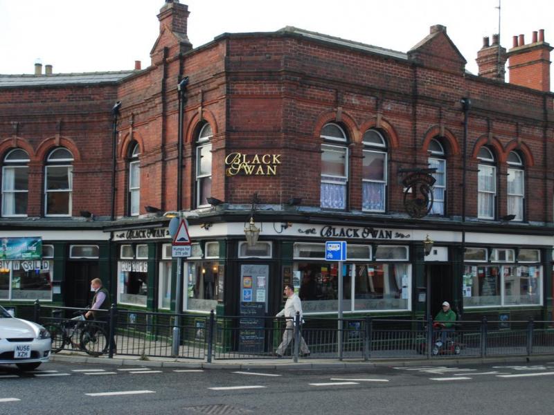 Black Swan, Darlington