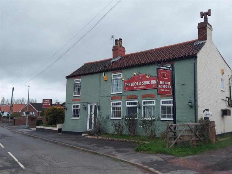 Boot & Shoe, Gowdall