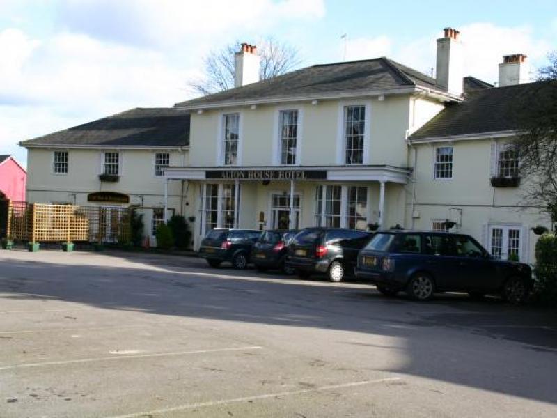 Alton House Hotel, Alton