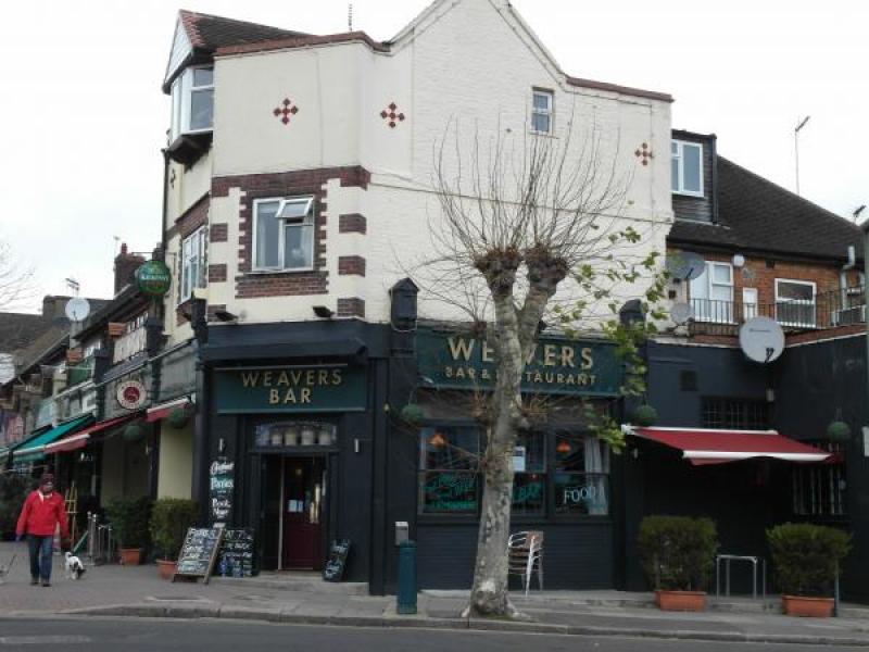 Weaver's Bar, High •