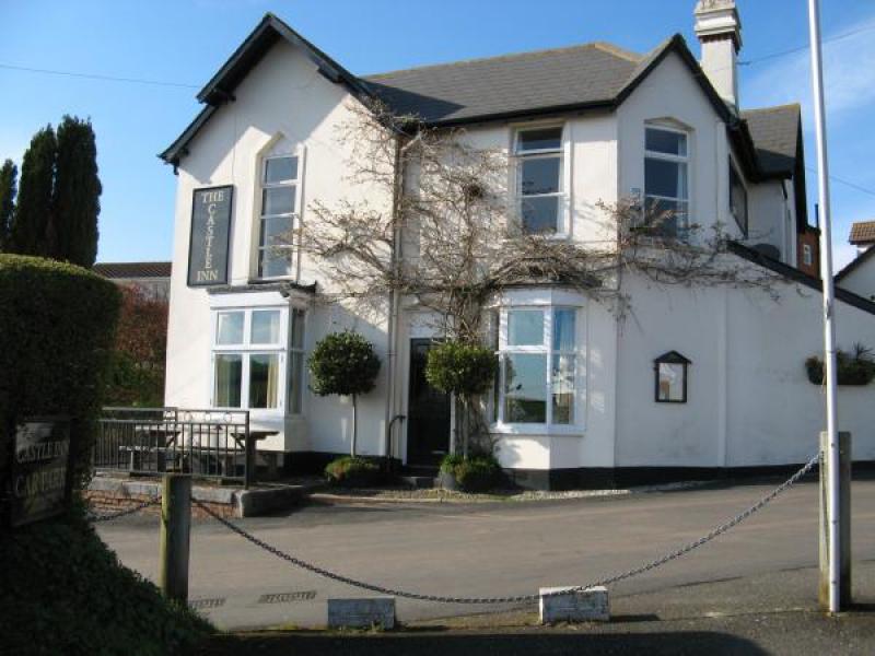 Castle Inn, Holcombe