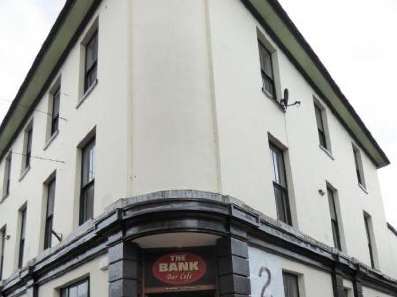 Bank, Tiverton