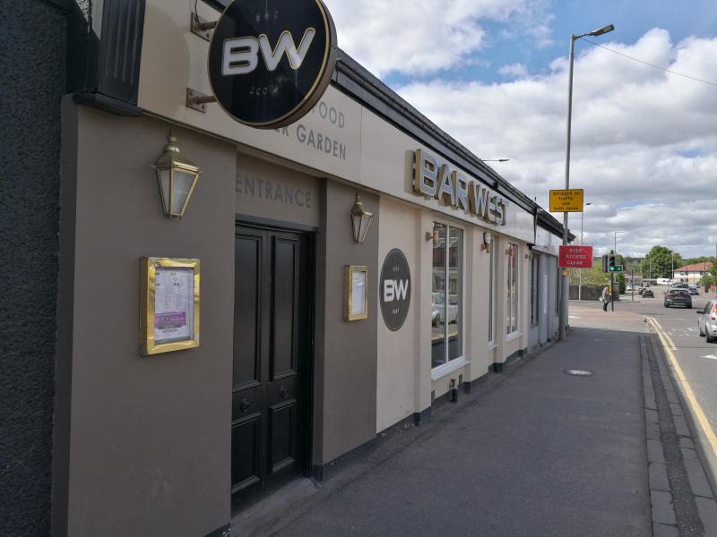 Bar West, Hamilton