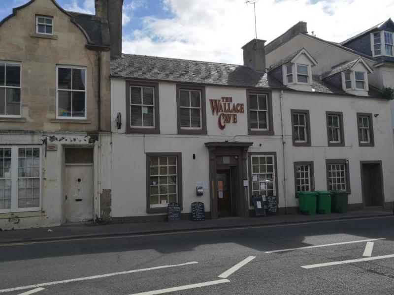 Wallace Cave, Lanark •