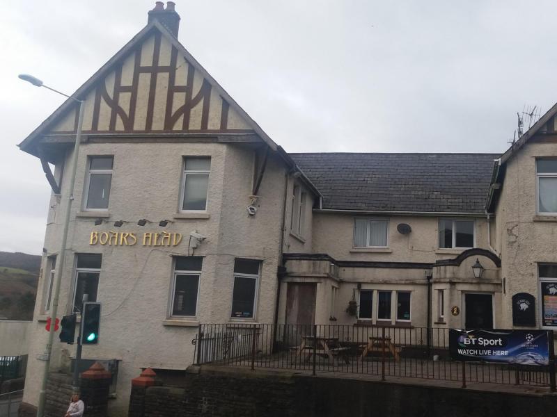 Boars Head, Tonyrefail