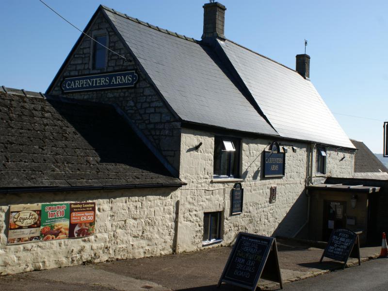 Carpenters Arms, Westrip