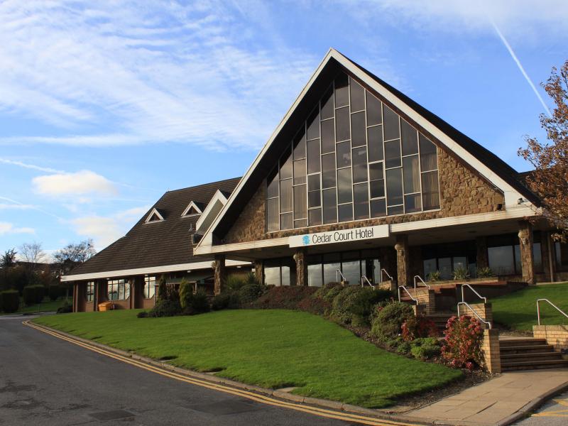 Cedar Court Hotel, Ainley Top