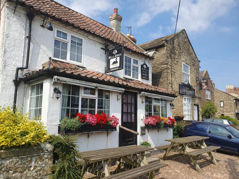 Black Swan, Dishforth