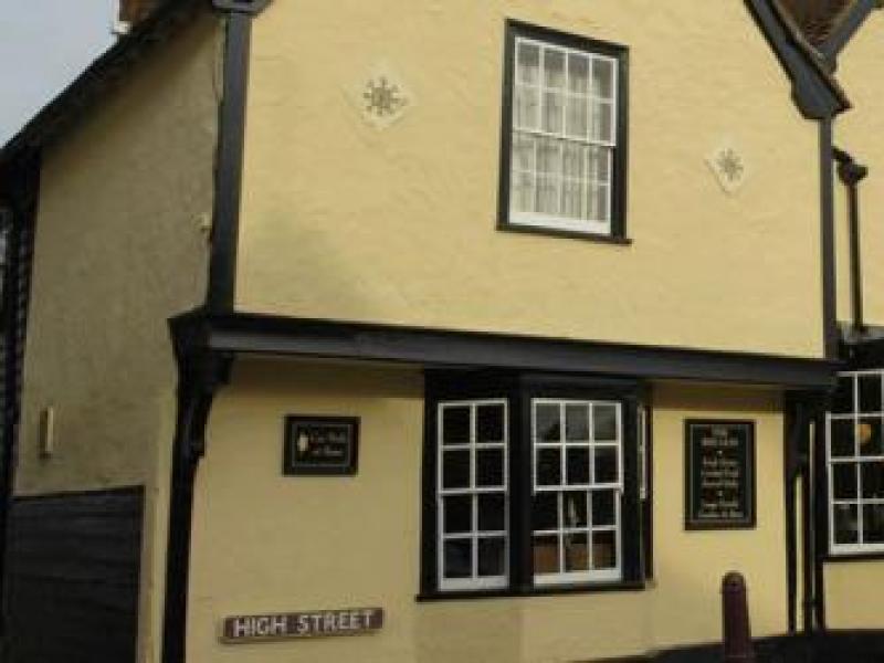 Red Lion, Stanstead Abbotts •