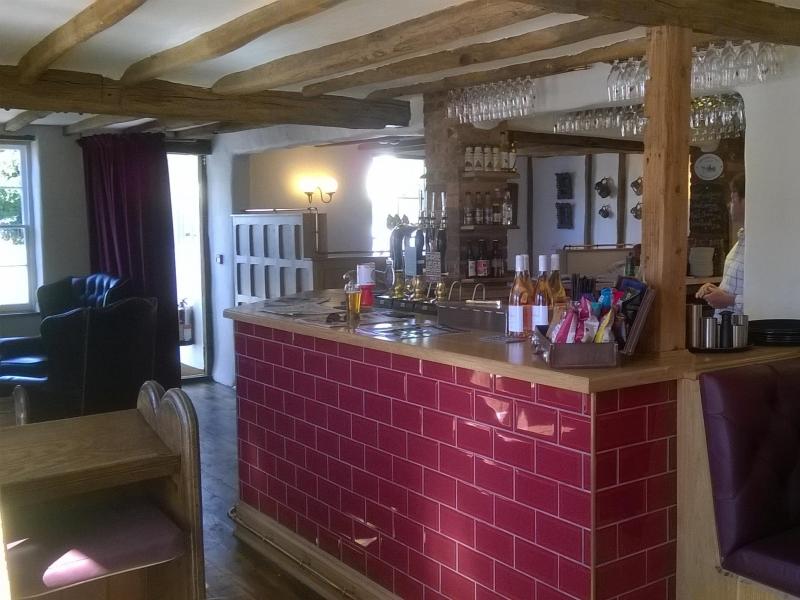 Horse & Cart Inn, Peasmarsh •