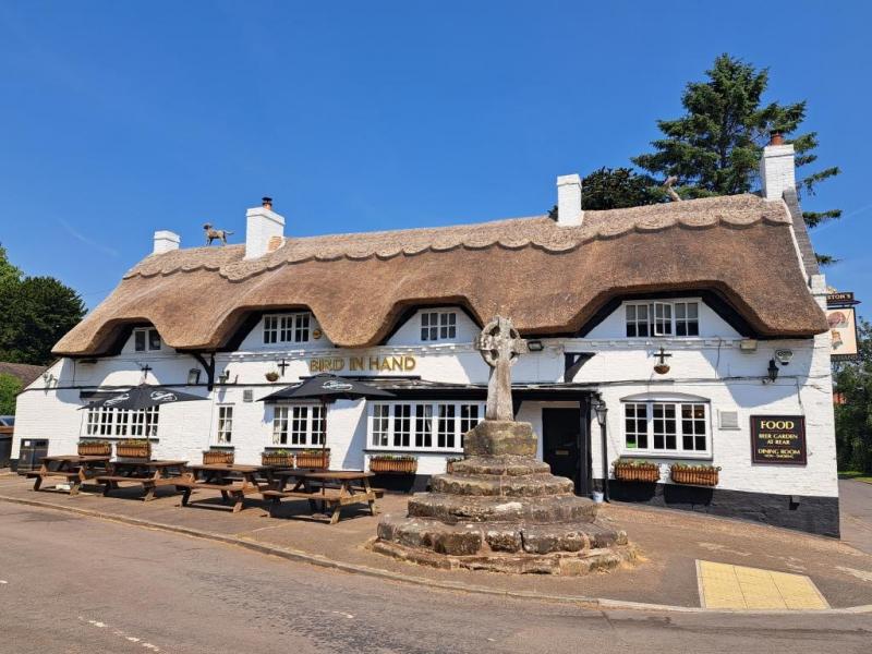 Bird in Hand, Austrey
