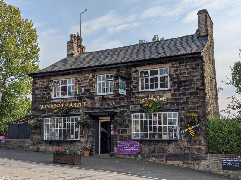 Windsor Castle, Marple Bridge •