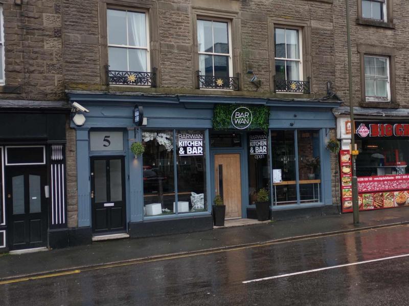 Bar Wan, Buxton