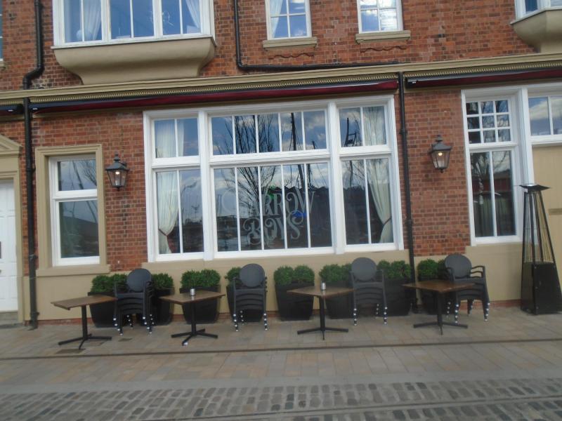 Barrow Boys, Hull