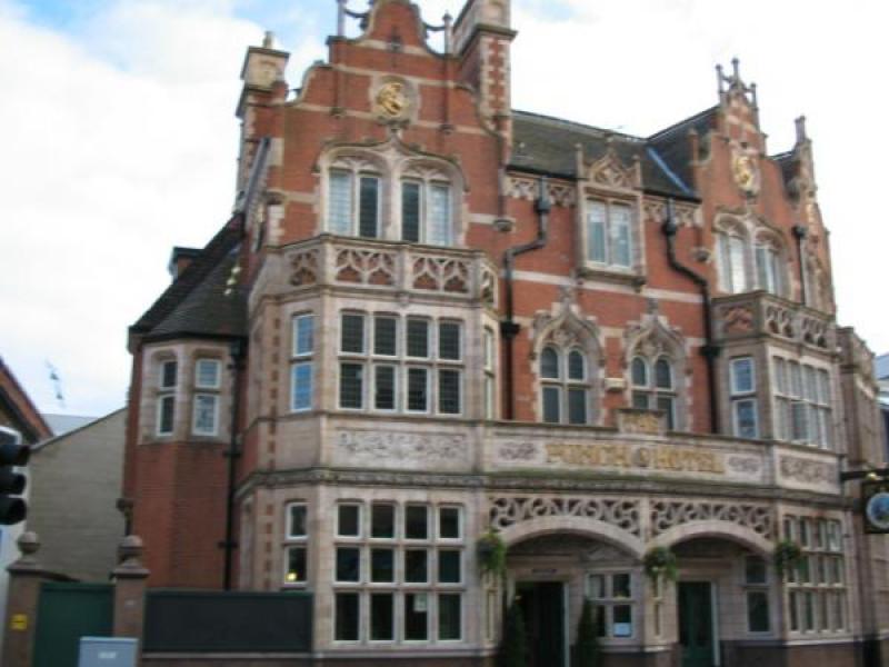 Forrest & Co at the Punch Hotel, Hull •