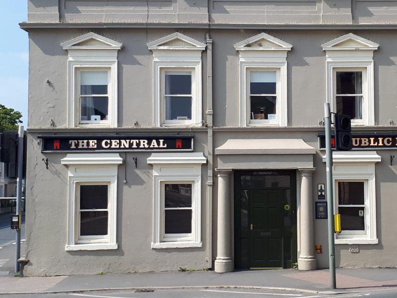 Central Hotel, Ramsey